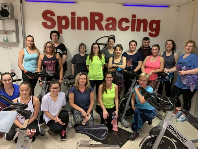 KomlóFitt Egyesület, SpinRacing, InterSpin, Funkcionális edzés, Versenyaerobik, Sportaerobik, Ovis torna